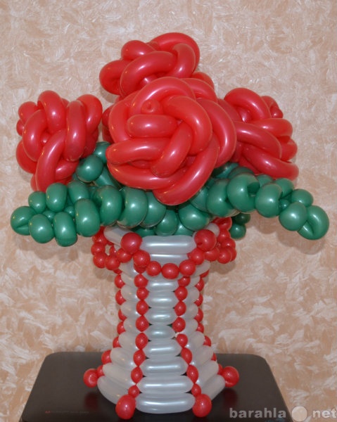 Продам: Цветы из воздушных шаров - розы в вазе