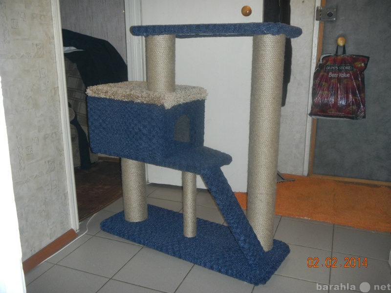 Продам: домик для кошек с когтеточкой