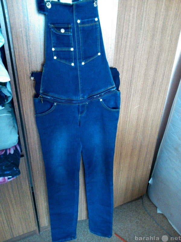Продам: джинсы комбинезон для беременных