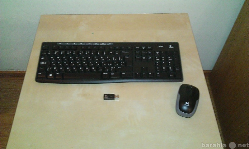 Продам: Беспроводная клавиатура + мышь Logitech