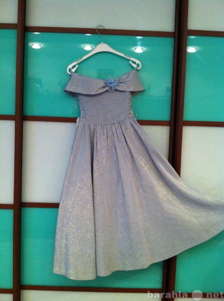 Продам: нарядное детское платье для девочки