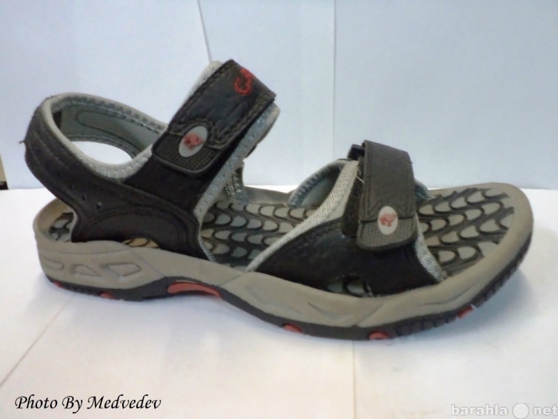 Продам: Спортивные сандалии фирмы "Camel&qu