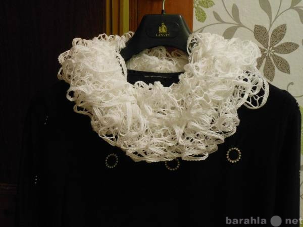 Продам: Женские шарфики ручной работы на 8 марта