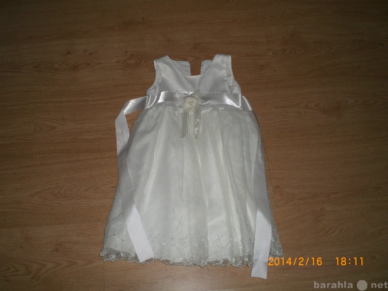 Продам: Платье Белое