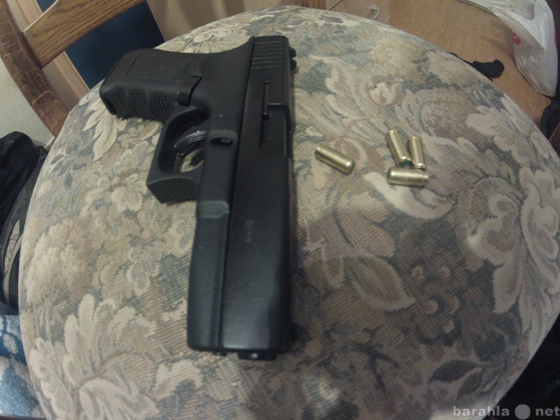 Продам: пистолет Glock 17 cтартовый
