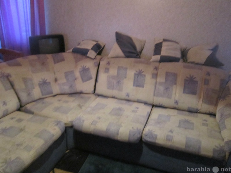 Продам: уголок диван и кресло