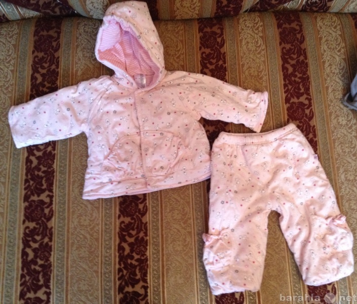 Продам: Одежда на девочку 1-8 месяцев