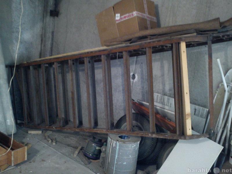 Продам: Лестница межэтажная для гаража