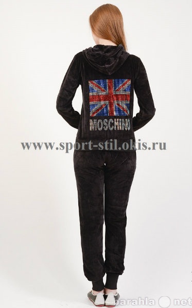Продам: Костюм Moschino черного цвета с фирменны