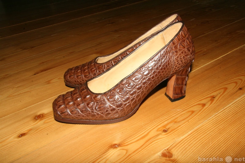 Продам: Туфли женские из крокодила ручная работа