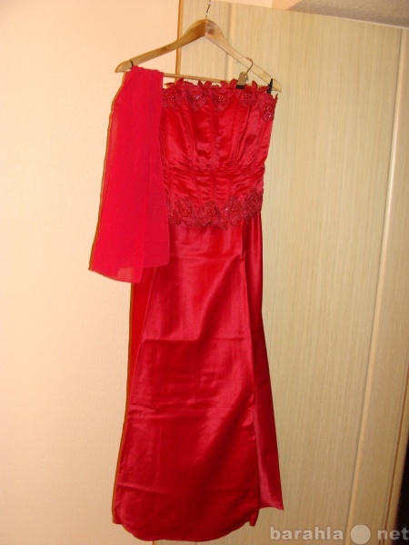 Продам: платье нарядное