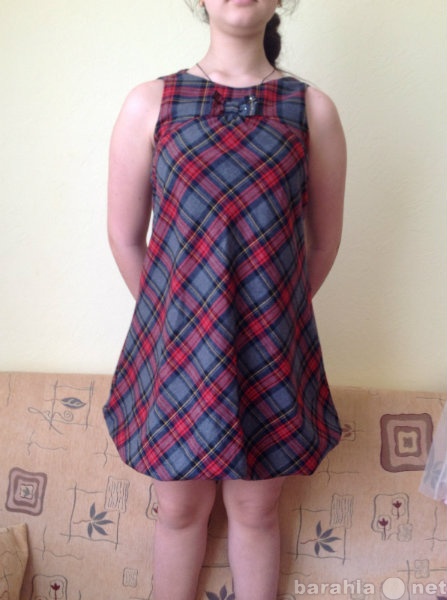 Продам: Красивое платье для школьницы