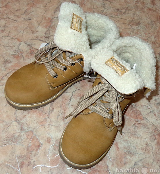 Продам: теплые ботинки 31 Размер