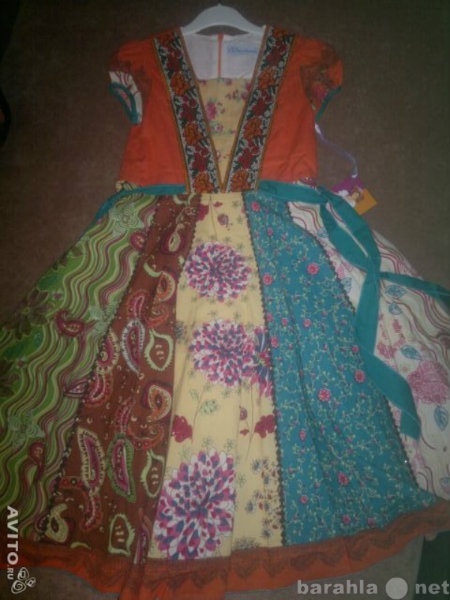 Продам: Новое нарядное платье на 5- 6 лет