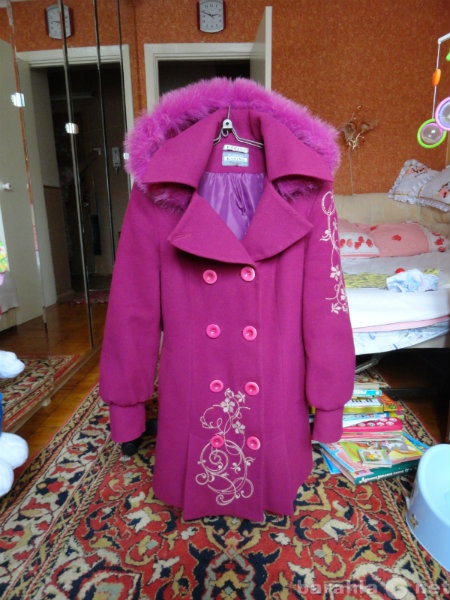 Продам: Пальто женское современное