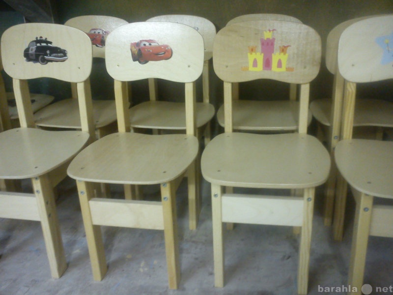 Продам: Детскую мебель и стульчики