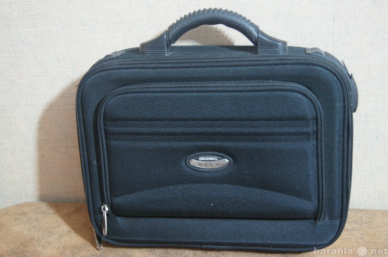 Продам: Профессиональная сумка кейс Rion для ноу