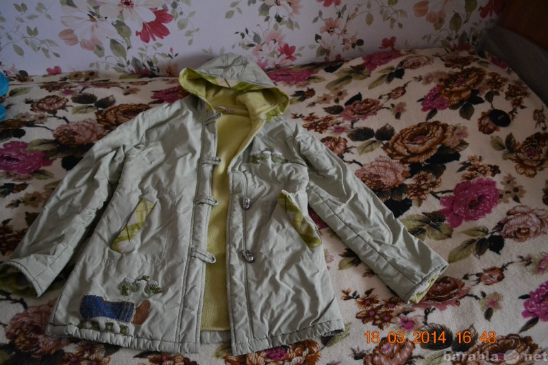 Продам: Весенне-Осенняя куртка