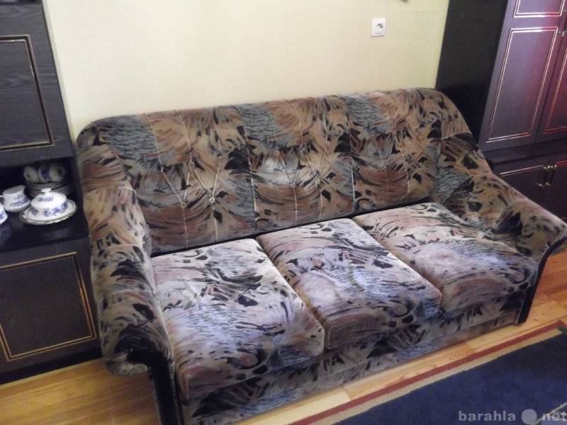 Продам: Комплект:диван+кресло бу
