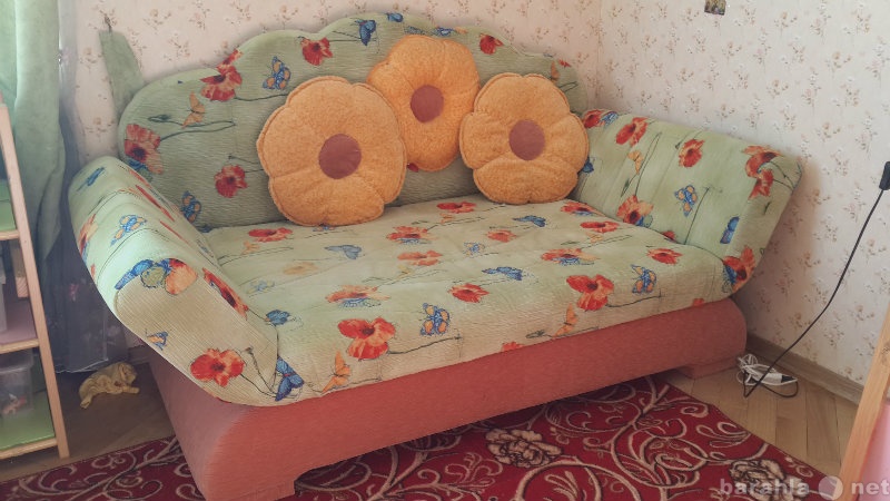 Продам: диванчик для маленькой квартиры или дачи