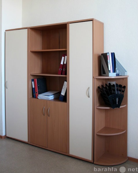 Продам: Комплект офисной мебели