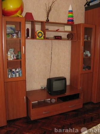 Продам: Набор мебели под телевизор.