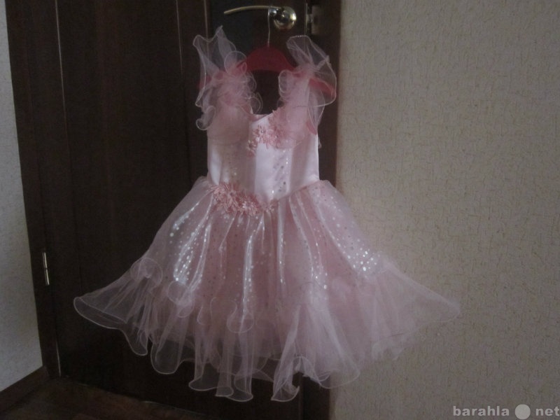 Продам: нарядное платье с балеро