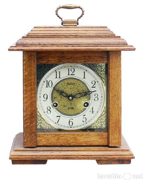 Продам: Часы механические настольные  деревянные