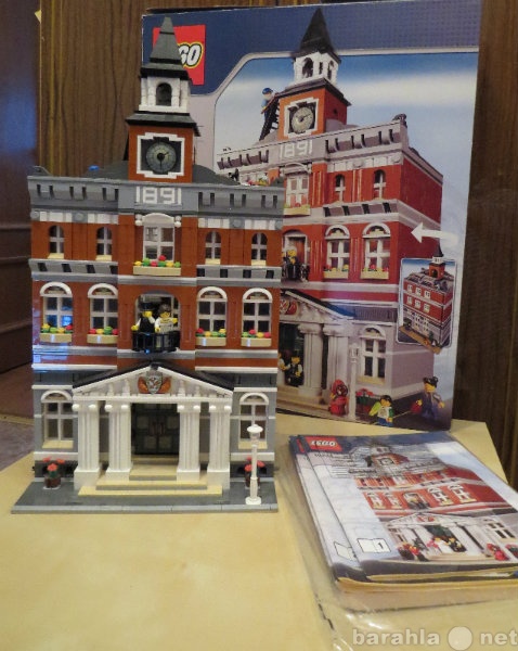 Продам: Lego exclusive 10224 Town Hall