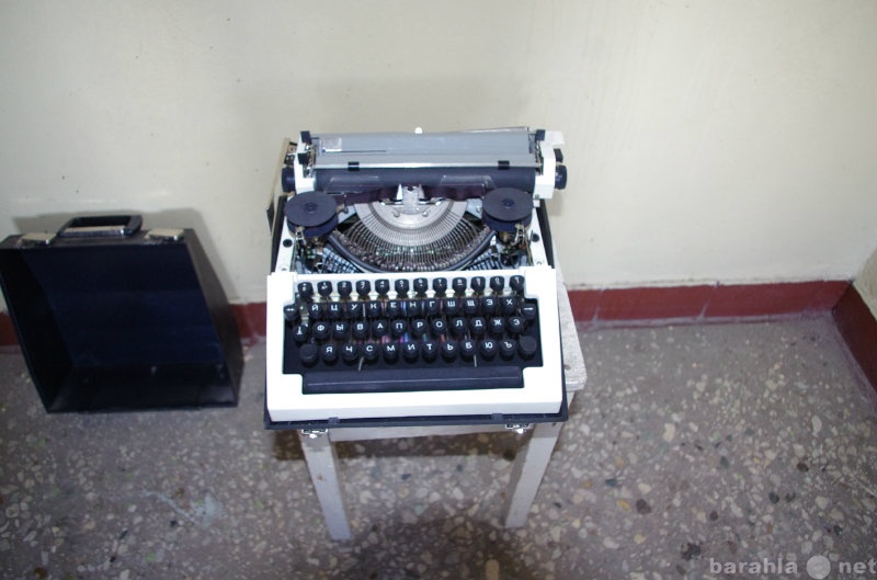 Продам: Пишущая машинка "Ортех"
