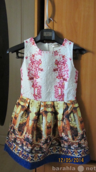 Продам: Модное стильное платье (новое)