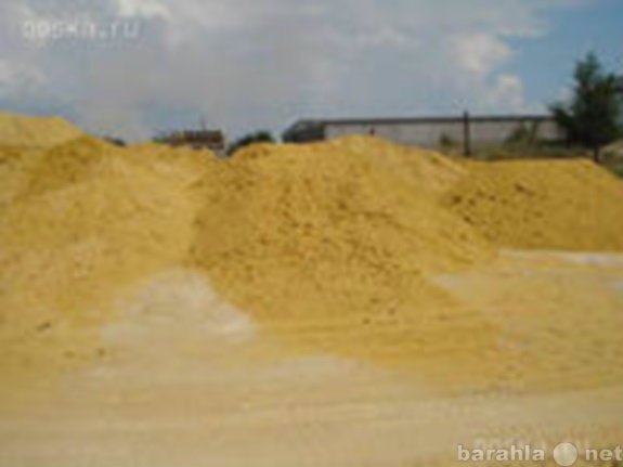 Продам: Карьерный песок в мешках от 50 руб./меш.