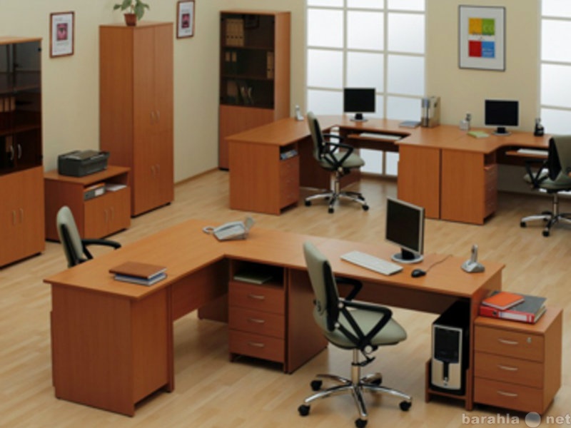 Продам: Набор офисной мебели Берат