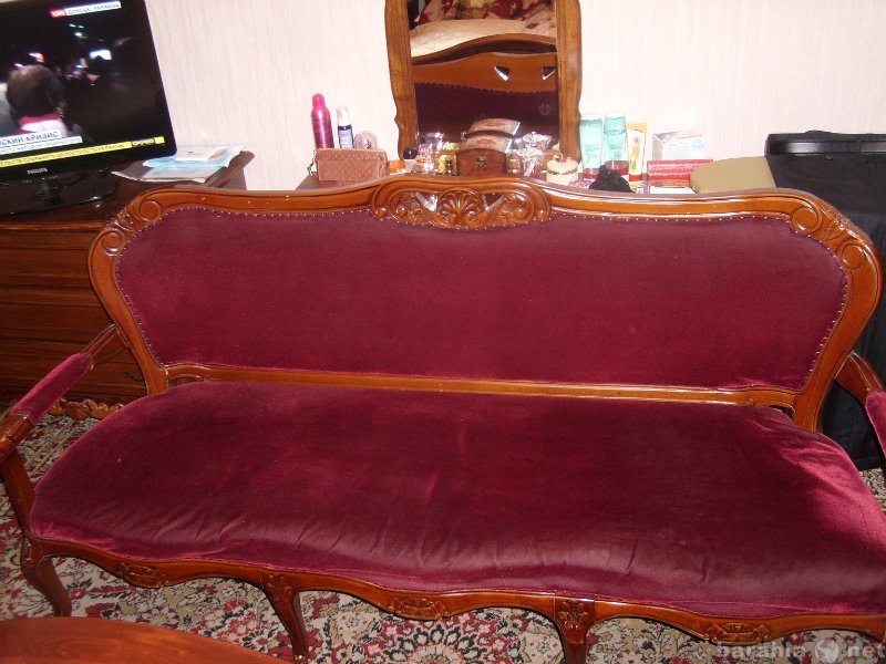 Продам: диван из румыния.