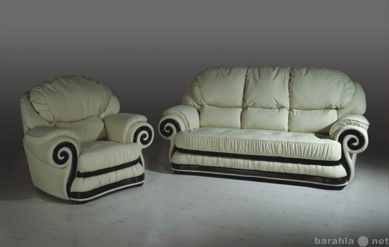 Продам: Кожаный раскладной диван Swirl