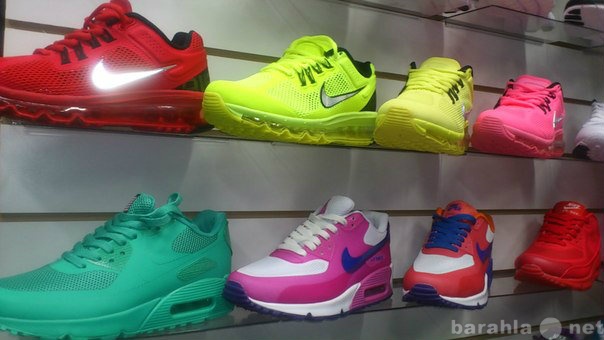 Продам: Женские кроссовки Nike