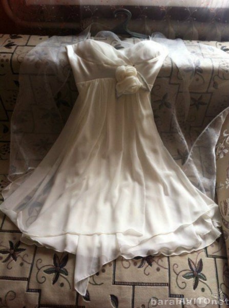 Продам: выпускное платье