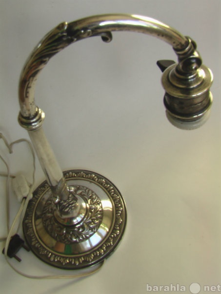 Продам: Антикварная настольная серебряная лампа
