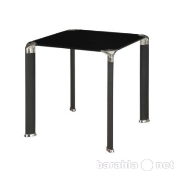 Продам: новый стеклянный стол квадратной формы