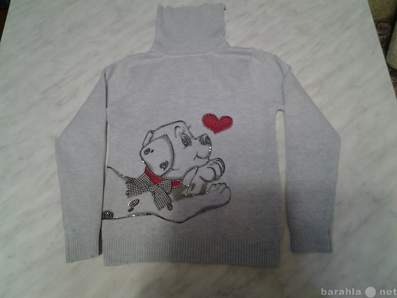 Продам: свитер для девочки 5-7 лет