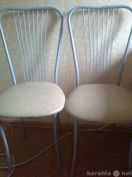 Продам: два стула