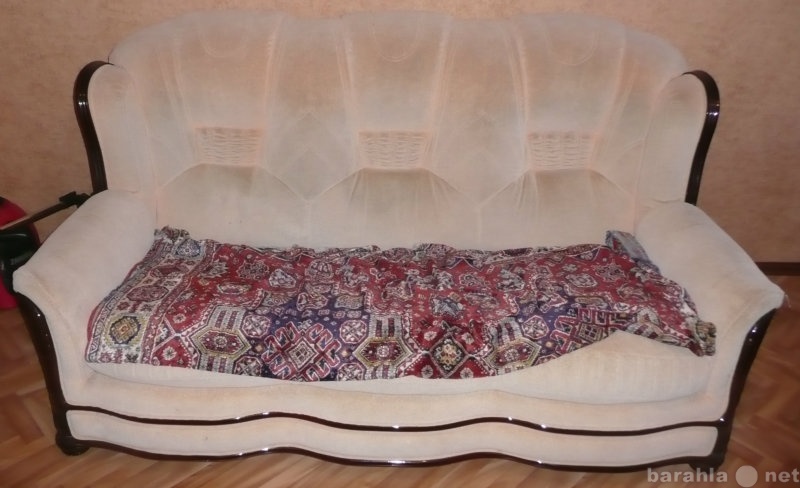 Продам: диван мягкий раскладной и 2 кресла
