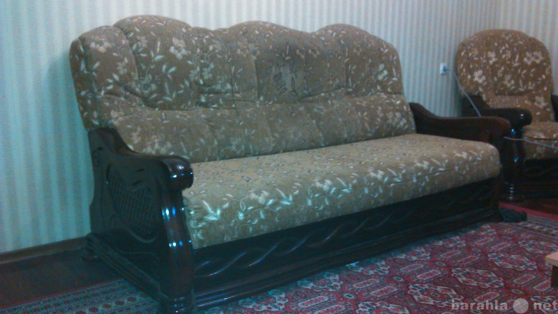 Продам: диван и два кресла б/у