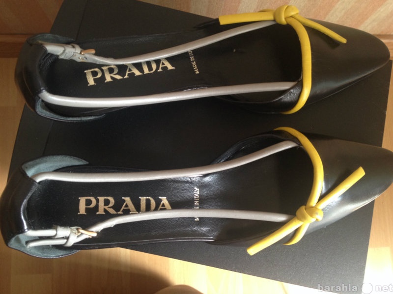 Продам: Туфли женские Италия - Prada новые