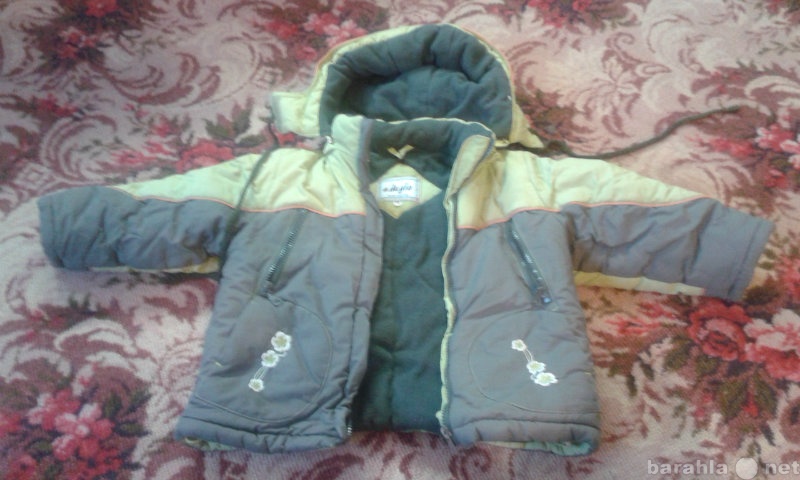 Продам: Зимняя куртка и комбинезон