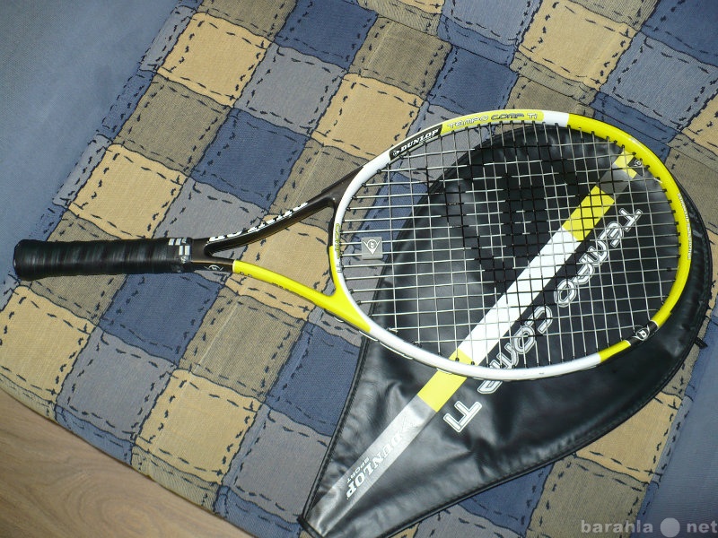 Продам: Продам теннисную ракетку DUNLOP
