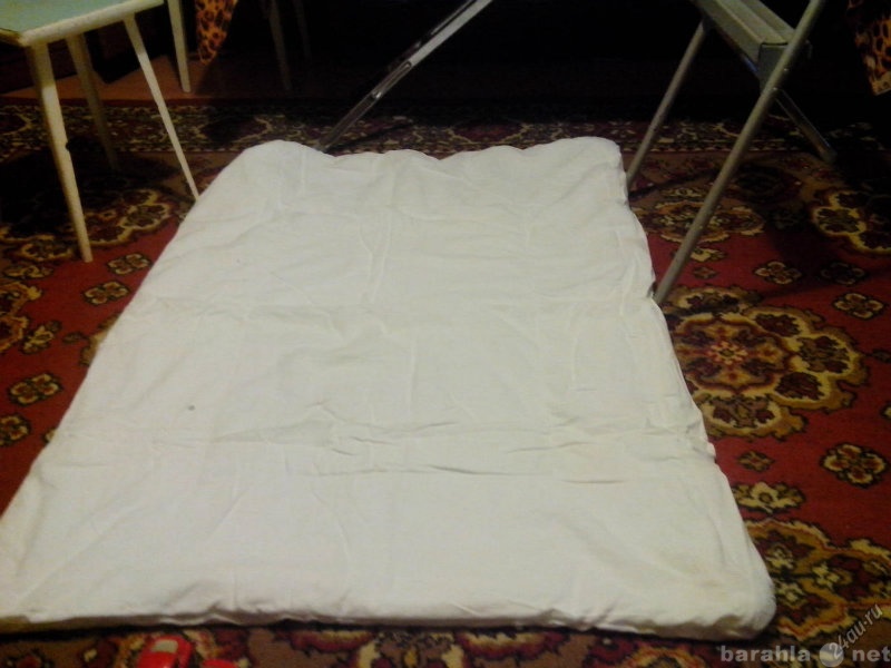 Продам: одеяло в кроватку