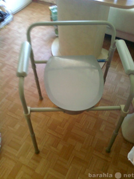 Продам: туалетное кресло