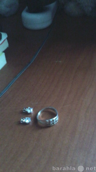 Продам: кольцо и подвески серебряные