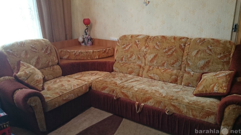 Продам: Угловой диван и кресло-кровать